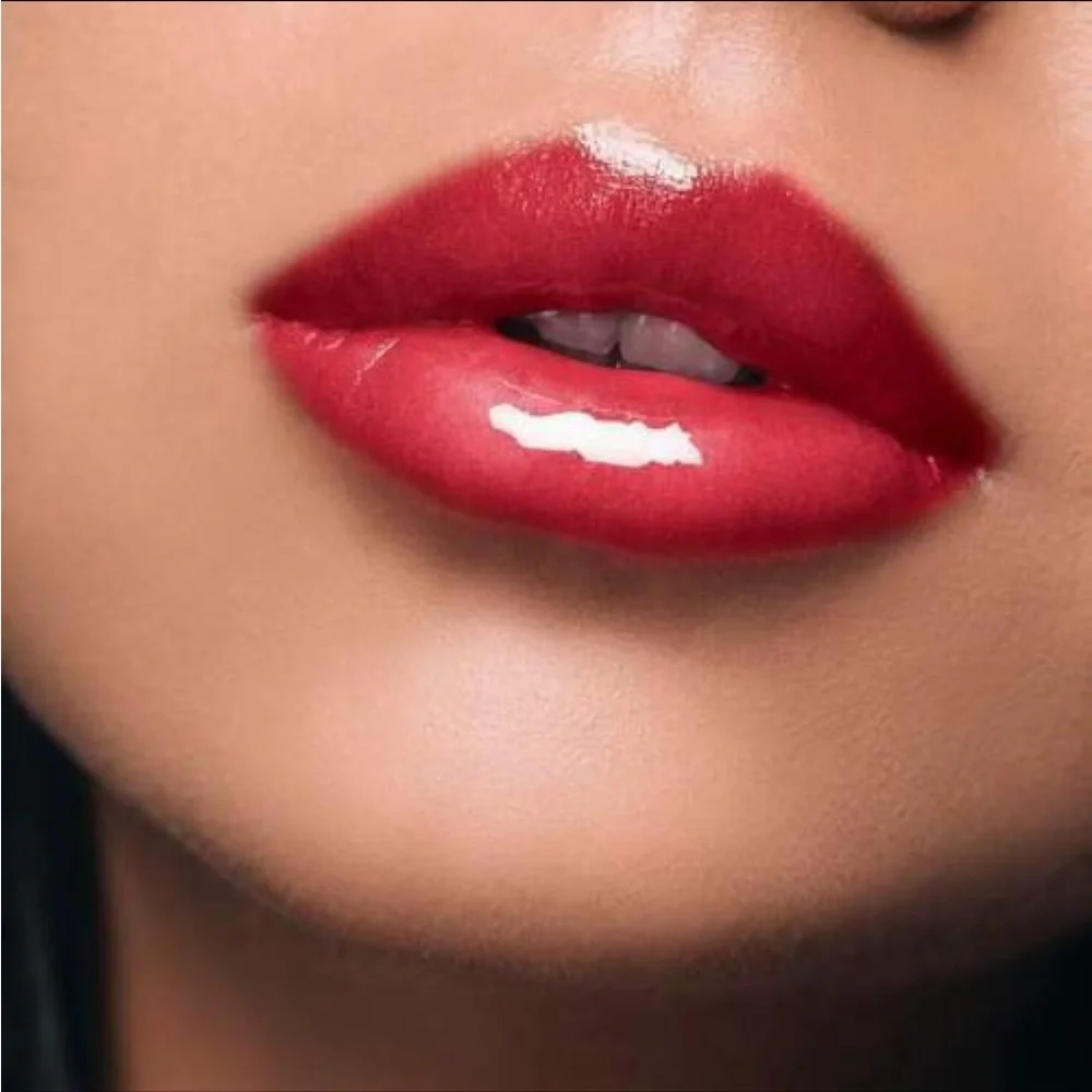 Estee Lauder Pure Color Envy Kissable Lip Shine in 107 Tender Trap